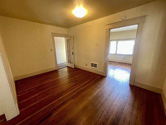 4th image of 1237 Ferry St APT 1