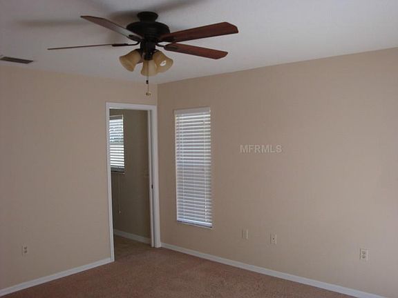 4th image of 6915 Runner Oak Dr
