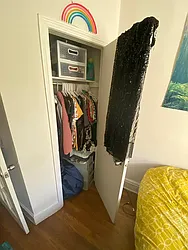 Rented by R New York