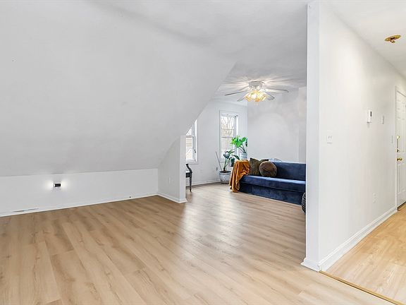 4th image of 66 Plummer Ave APT 3