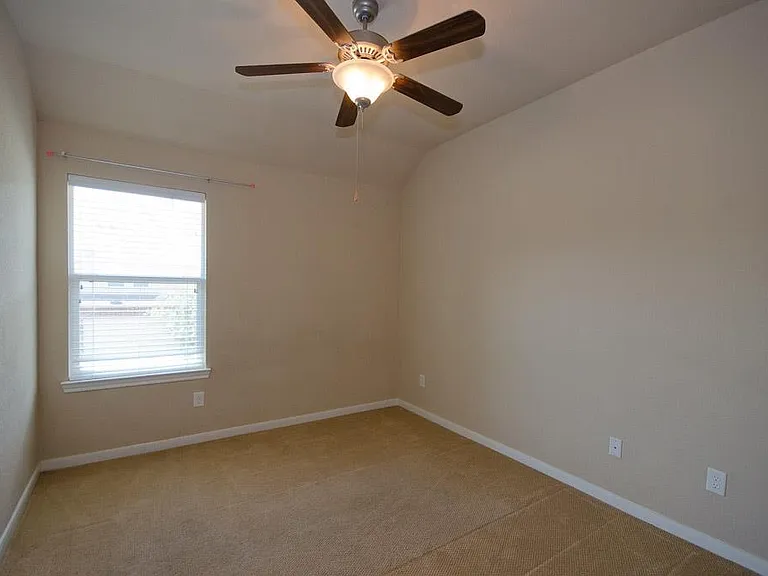 7 Umbria Ln — Photo 26