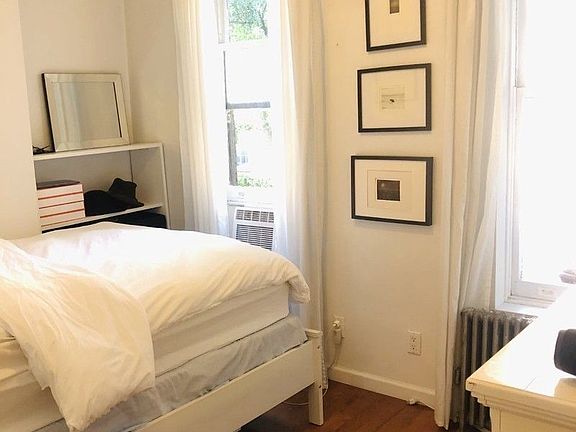 5th image of 56 Morton St APT 3