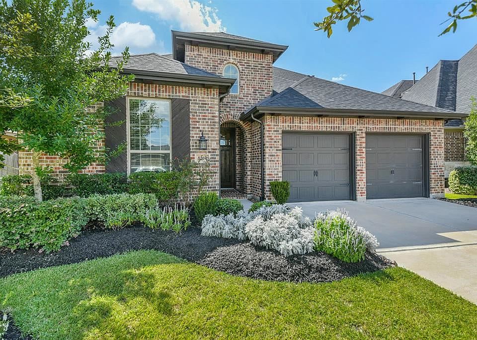 1st image of 7706 Lago River Ln