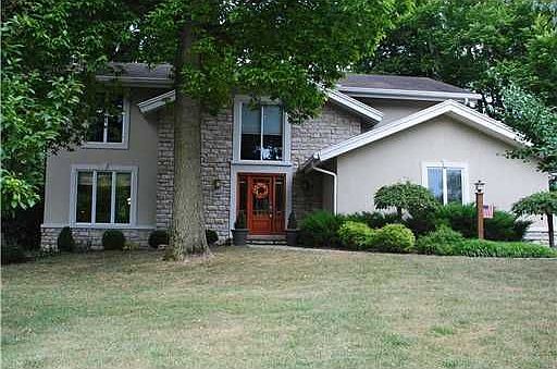 2nd image of 460 Cottonwood Ct