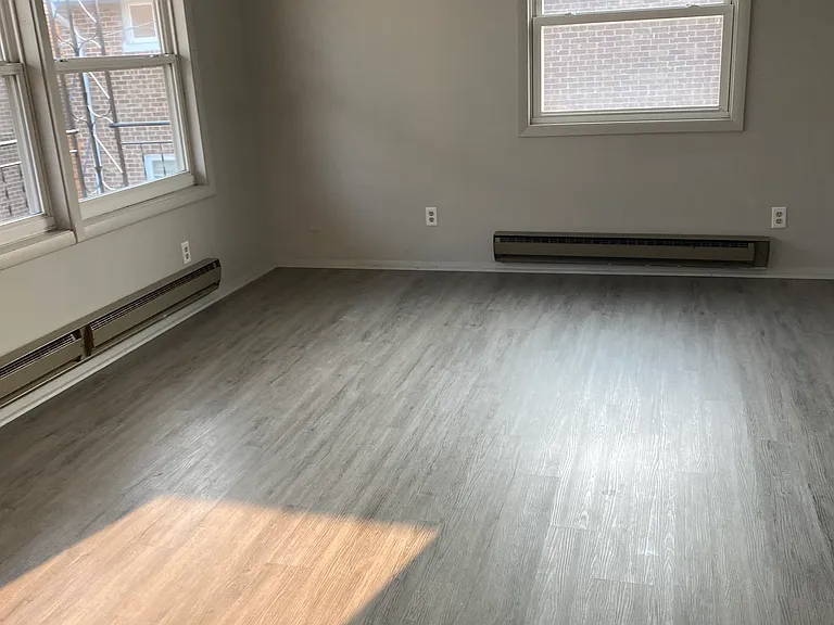 825 E Broadway St #B6 — Photo 4