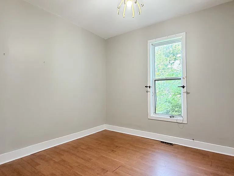 337 Maxwell St — Photo 11
