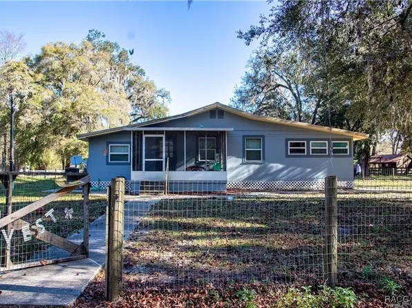 7545 S Old Oaks Dr, Floral City, FL 34436