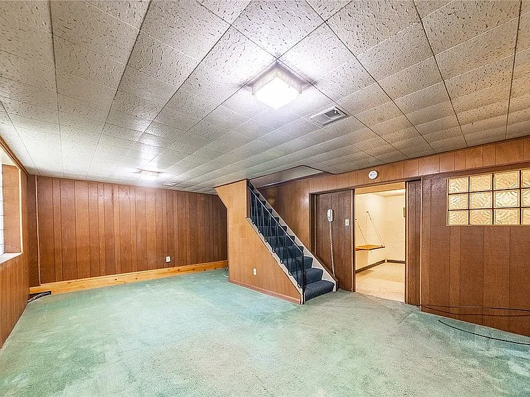 4782 Beall Dr — Photo 12
