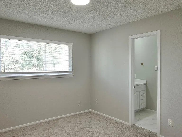5111 Pinewilde Dr — Photo 28