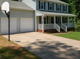 150 Timbervalley Ln, Lawrenceville, GA 30043