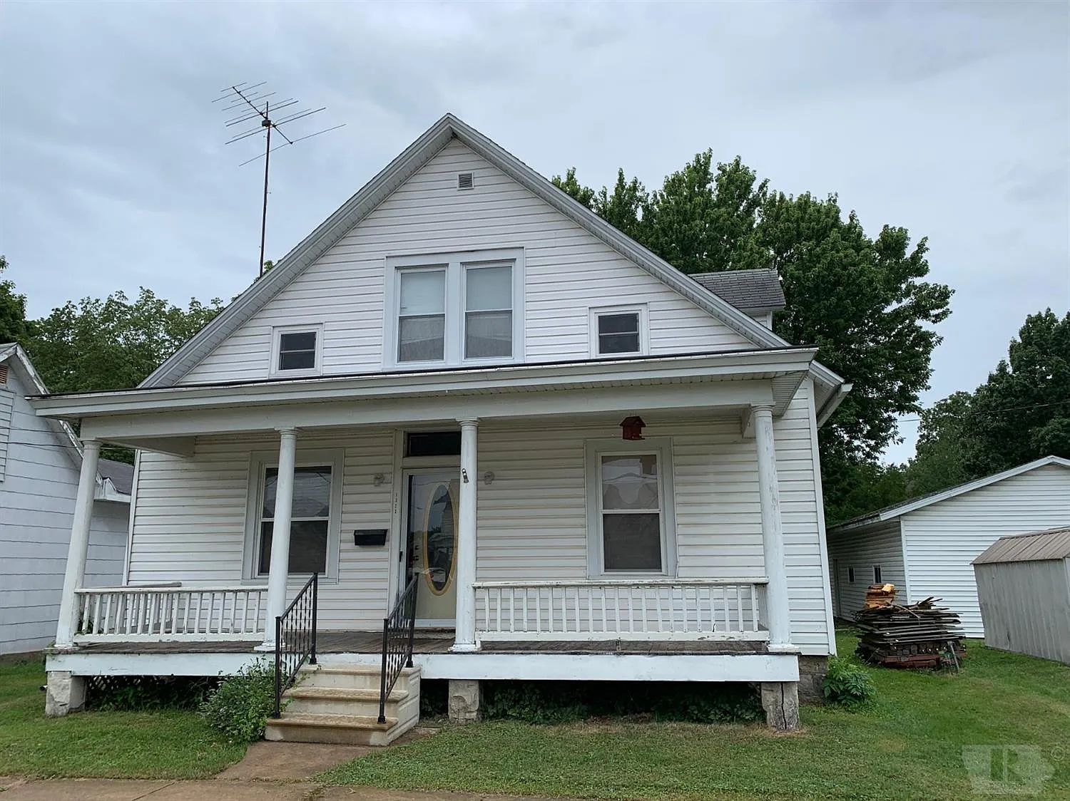 1523 Lincoln St photo 1
