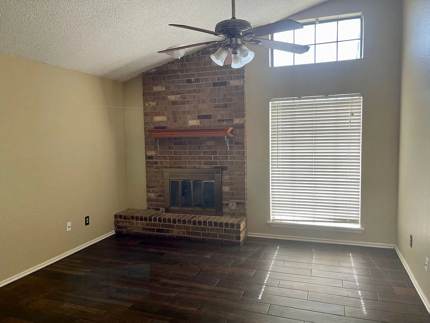 Wonderful 3 Bedroom Home For Rent In Ne Moore !! — Photo 2