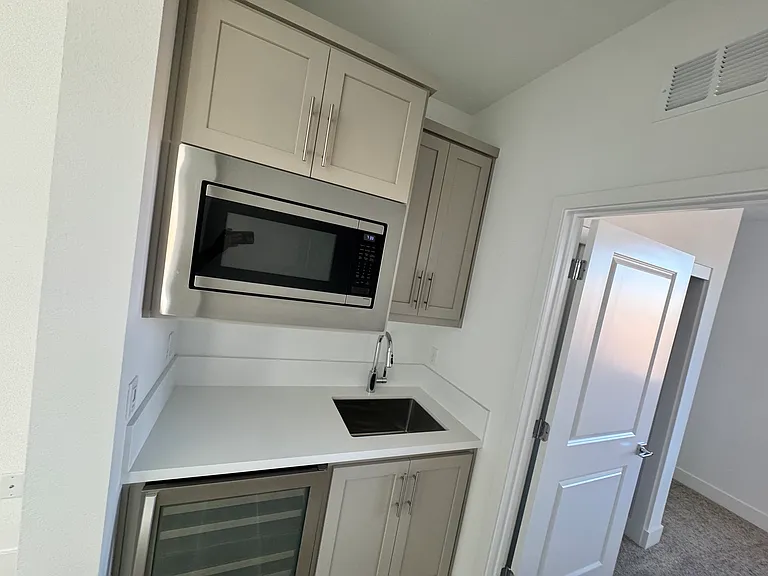 7910 Lamplight Dr #2 — Photo 8
