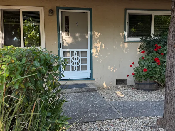 1226 Stevenson St #7, Calistoga, CA 94515
