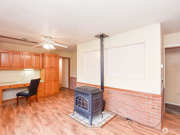 3rd image of 1407 Cedar Avenue