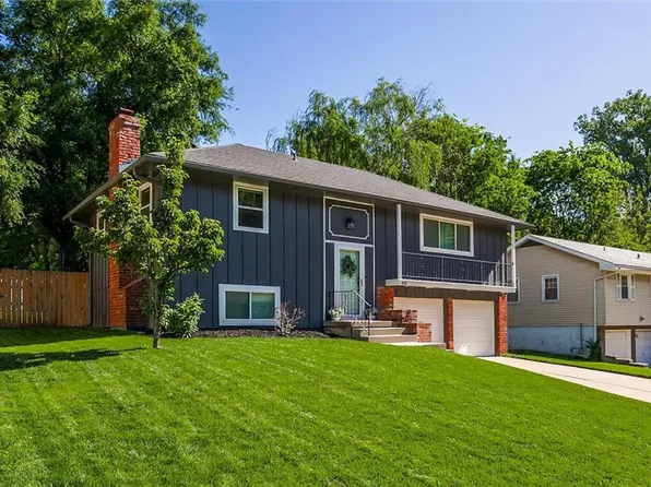 406 E 90th St, Kansas City, MO 64131