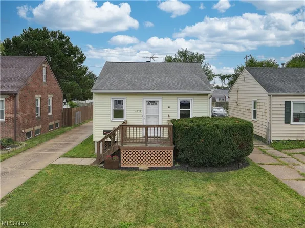 4537 W 146th St, Cleveland, OH 44135