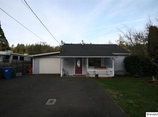 1125 Madison St, Silverton, OR 97381