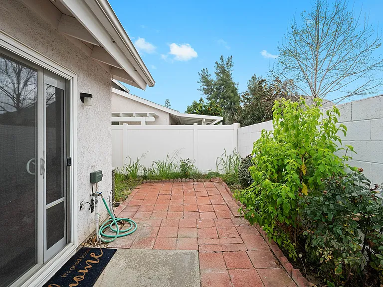 12168 Mount Vernon Ave — Photo 24