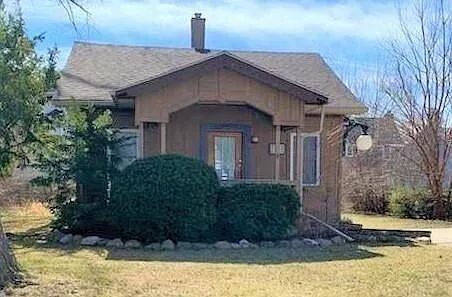 1820 Taylor Ave — Photo 1