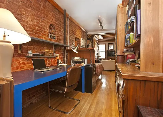 Rented by Warburg | media 41