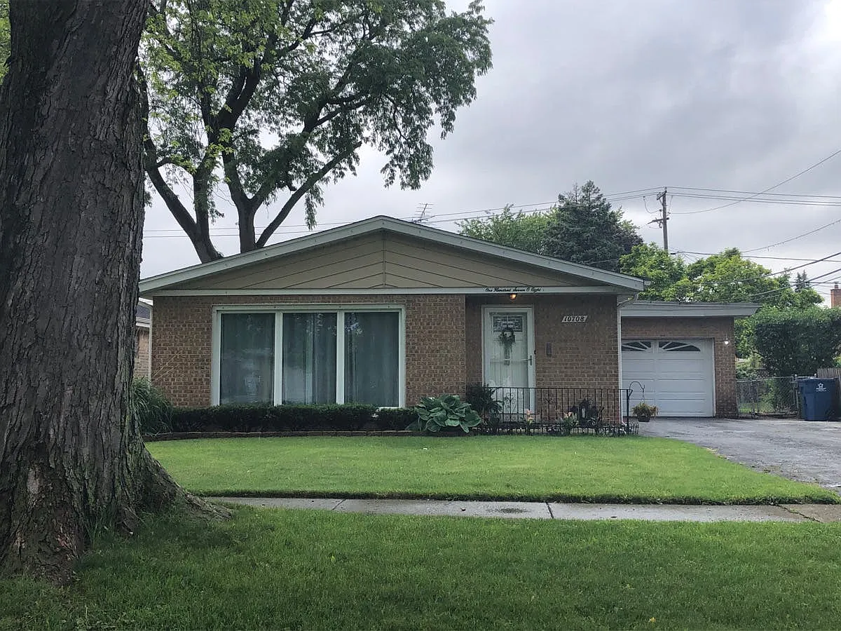 10708 S Keeler Ave photo 1