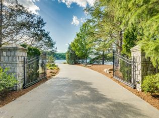 3825 Island Path, Louisville, TN 37777