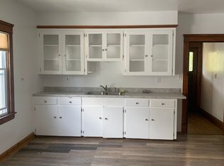 6910 Ottawa Rd #UP, Cleveland, OH 44105