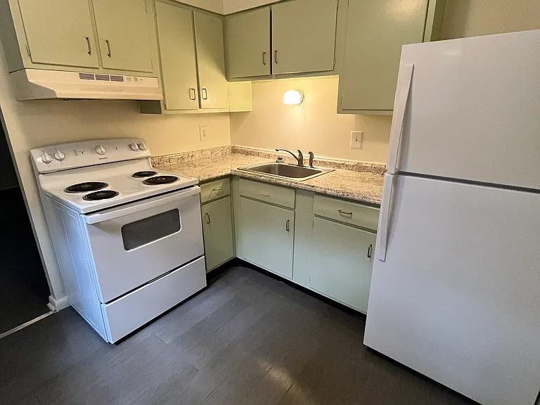 2646 Harrison Ave #1 — Photo 4