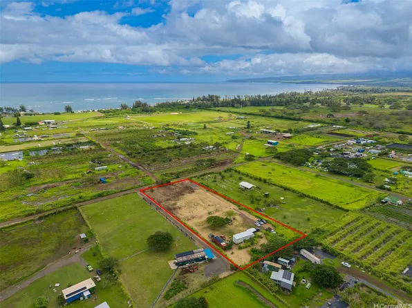 68-670 Farrington Hwy #24, Waialua, HI 96791