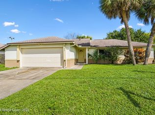 2595 Raintree Lake Cir, Merritt Island, FL 32953