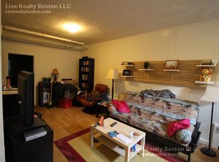 1395 Commonwealth Ave, Allston, MA 02134