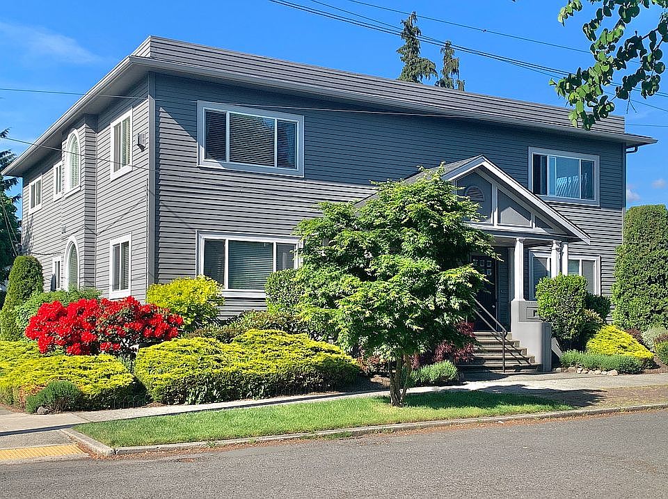1st image of 418 W Crockett St #420