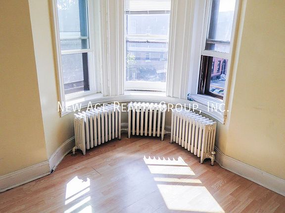 5th image of 1641 W Girard Ave APT 3F