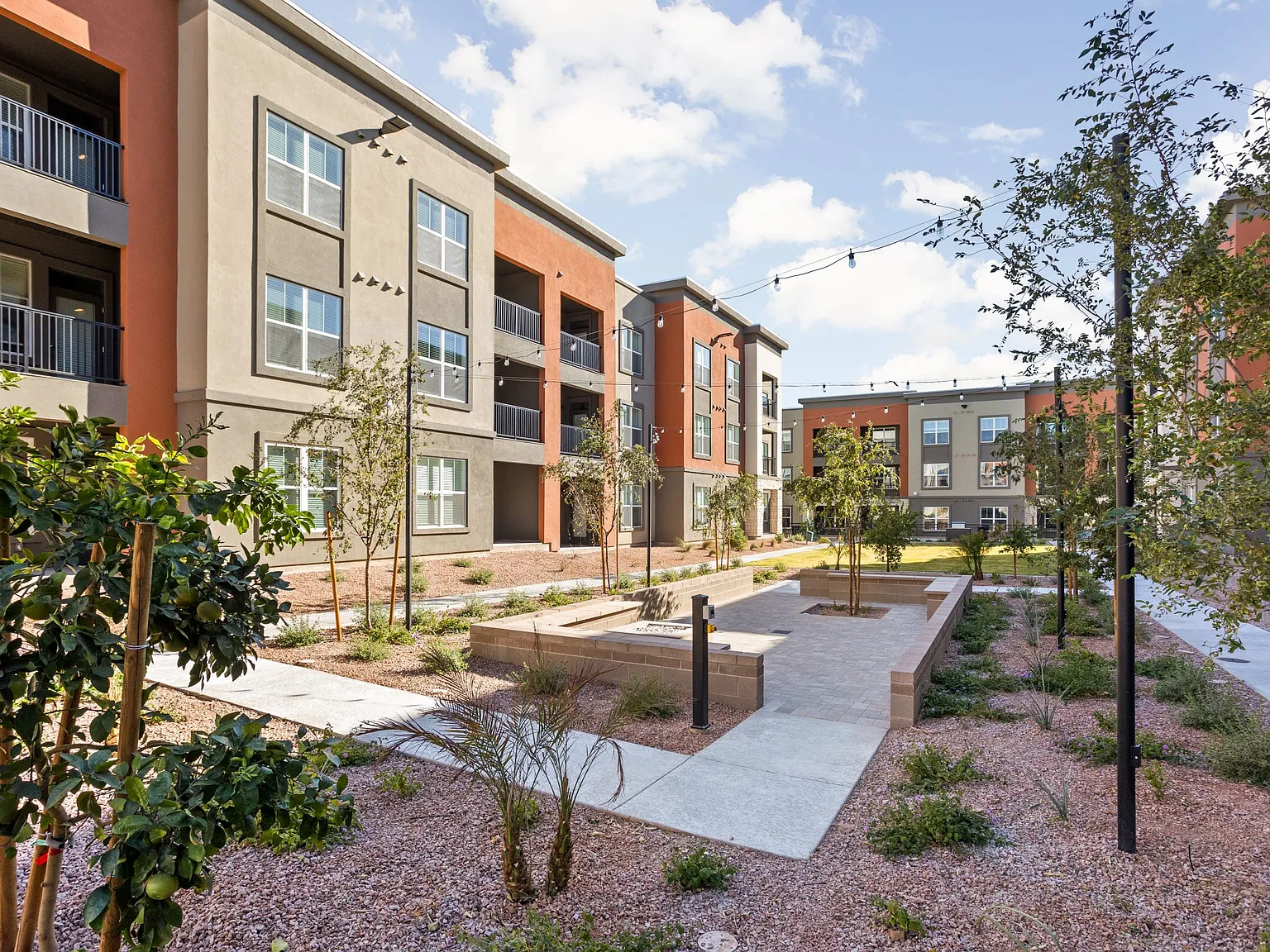 The Maddox Luxury Apartments — Photo 3