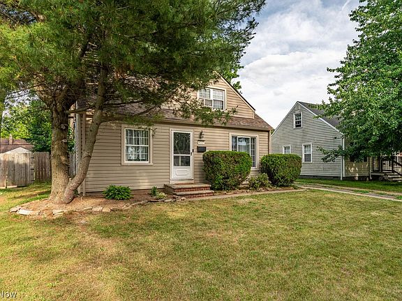 2nd image of 4327 W 189th St