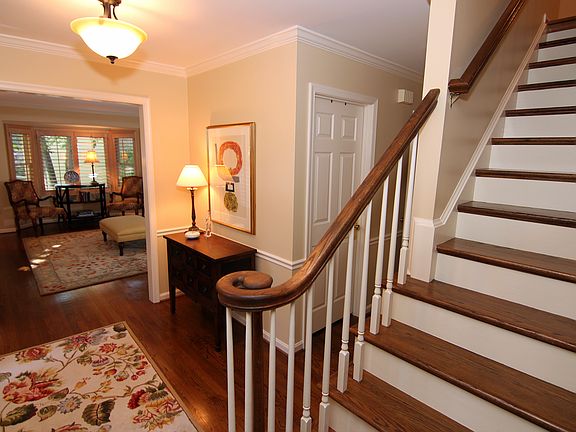4th image of 10107 Crooked Creek Ct