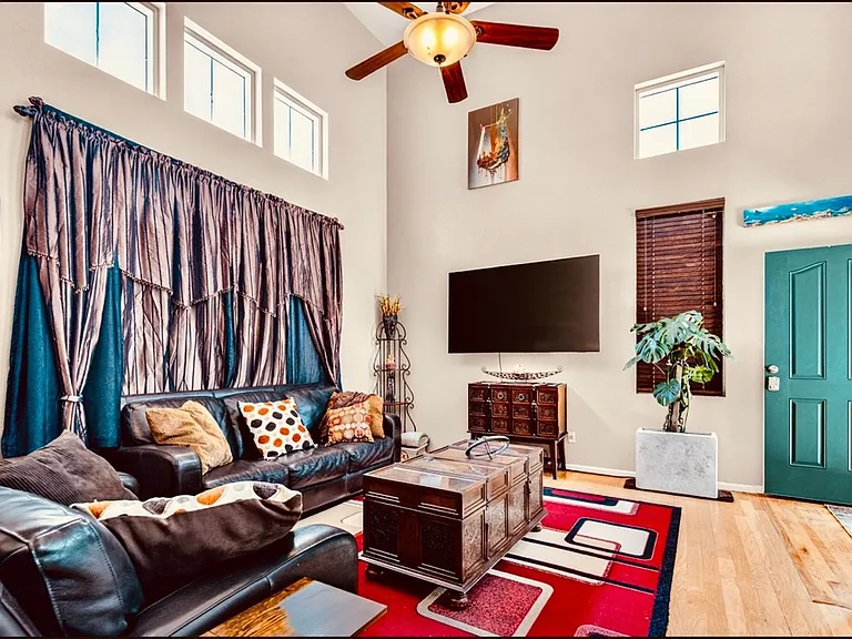 20352 E Lasalle Pl — Photo 15