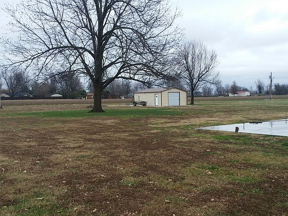 View of Back Yard & Shop