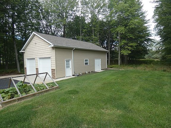 3rd image of 6075 Cedar Trce #47