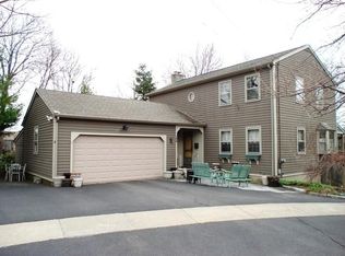 108 Academy Hill Ter, Stratford, CT 06615
