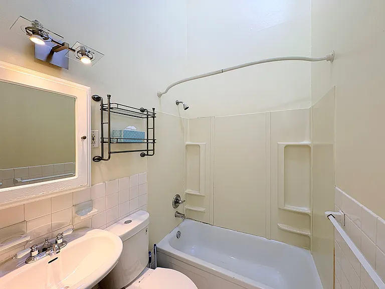 1512 Naudain St #2 — Photo 15