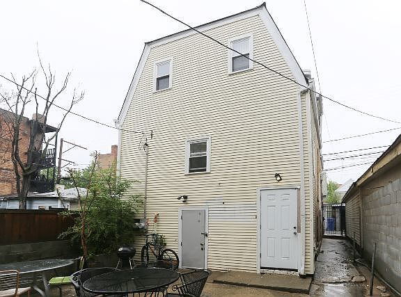 2nd image of 3426 W McLean Ave #Ch2