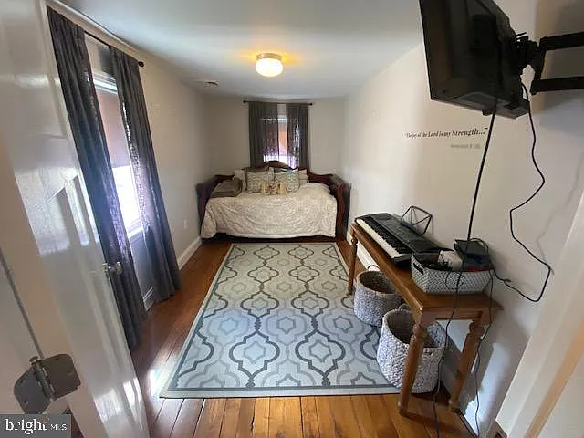 887 Centerville Rd — Photo 27