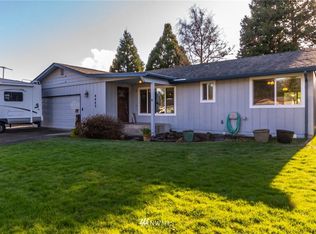 4445 Constitution Ln, Longview, WA 98632