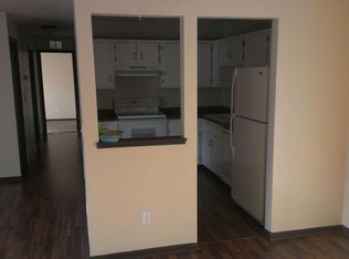 4516 Cinnamon Ridge Trl #B, Eagan, MN 55122