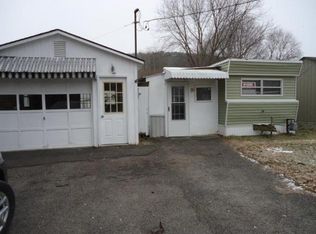 1208 Laurelton Dr, Endicott, NY 13760
