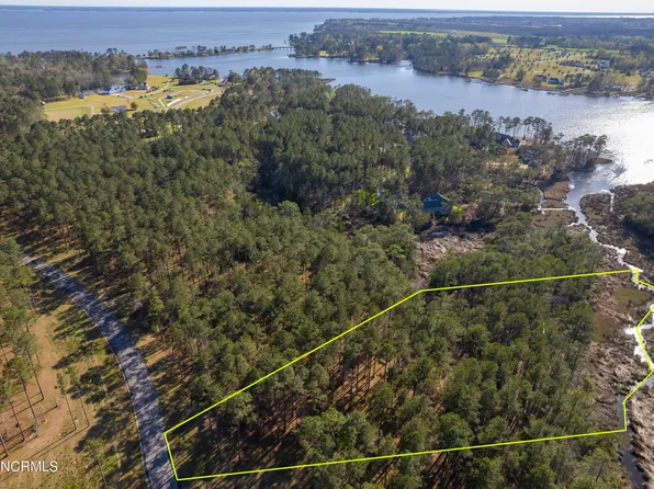 239 Ocracoke Drive, Oriental, NC 28571