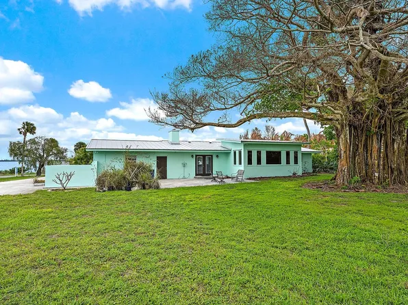 6205 S Indian River Dr, Fort Pierce, FL 34982