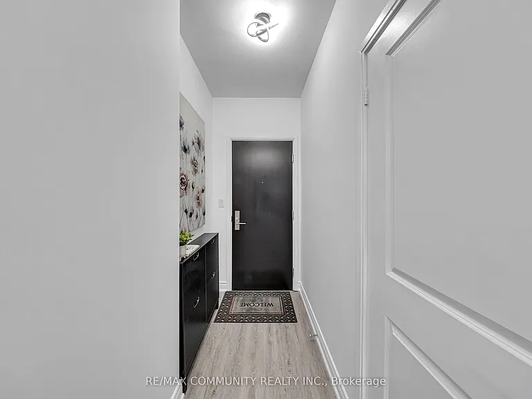 50 Absolute Ave #1905 — Photo 2